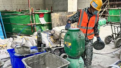 烟台鲁蒙原厂生产，污水池、水厂重防腐用柔性厚浆型乙烯基酯防腐涂料